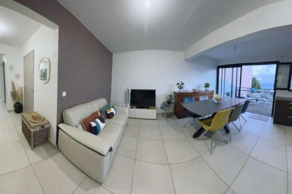 Le 136 Belle Vue Apartment Ле Госие Екстериор снимка